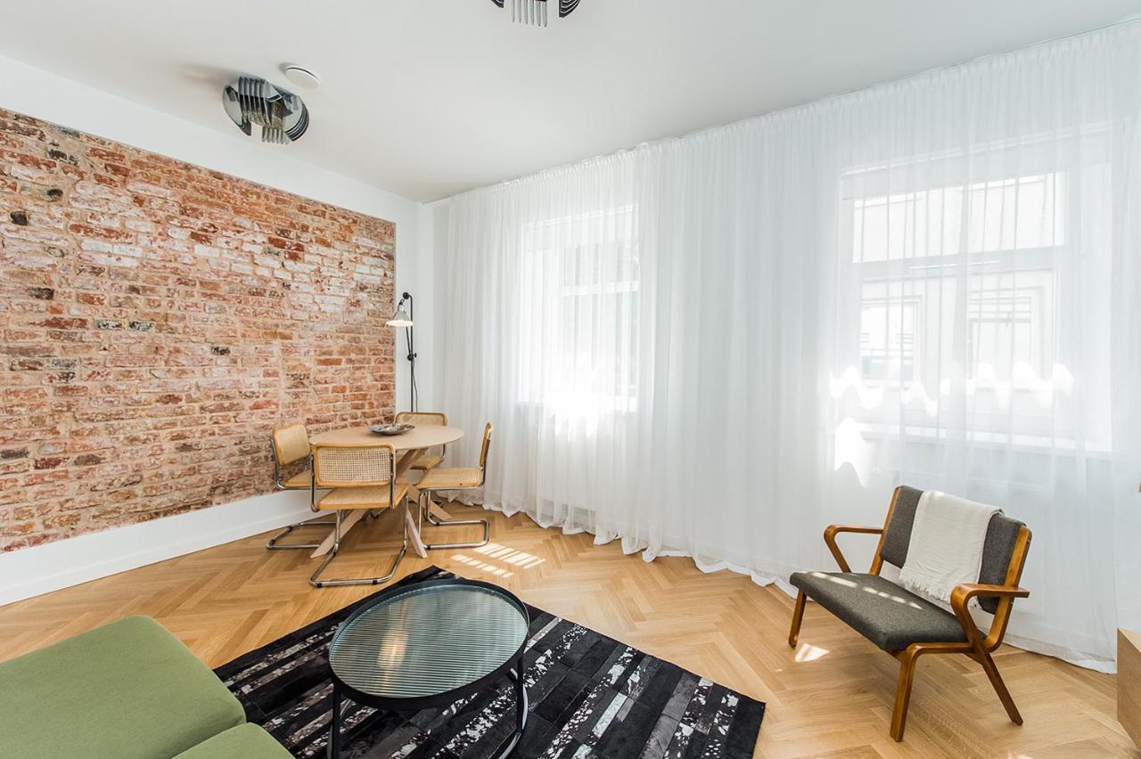 Kaunas Town Hall Apartment 5A By Urban Rent المظهر الخارجي الصورة